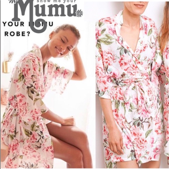 Show Me Your MuMu Other - 🌹Show Me Your MuMu🌹Brie Robe ‘Garden of Blooms’